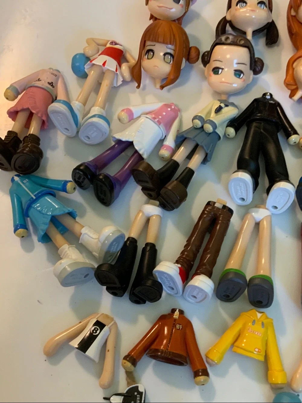 Mix-and-Match Kids Fashion Doll Figures & Accessories - Blue, Pink, Brown Pieces